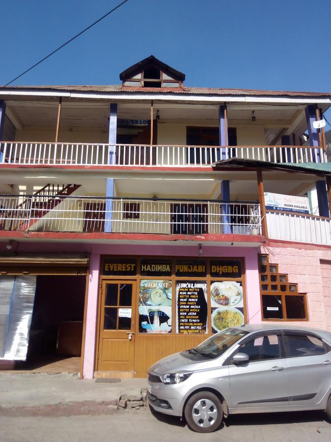 Hotel Everest Manāli Extérieur photo